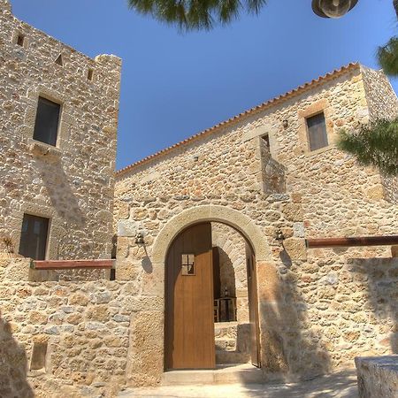 Vetilios Lithos Boutique Hotel Neo Oitilo Bagian luar foto