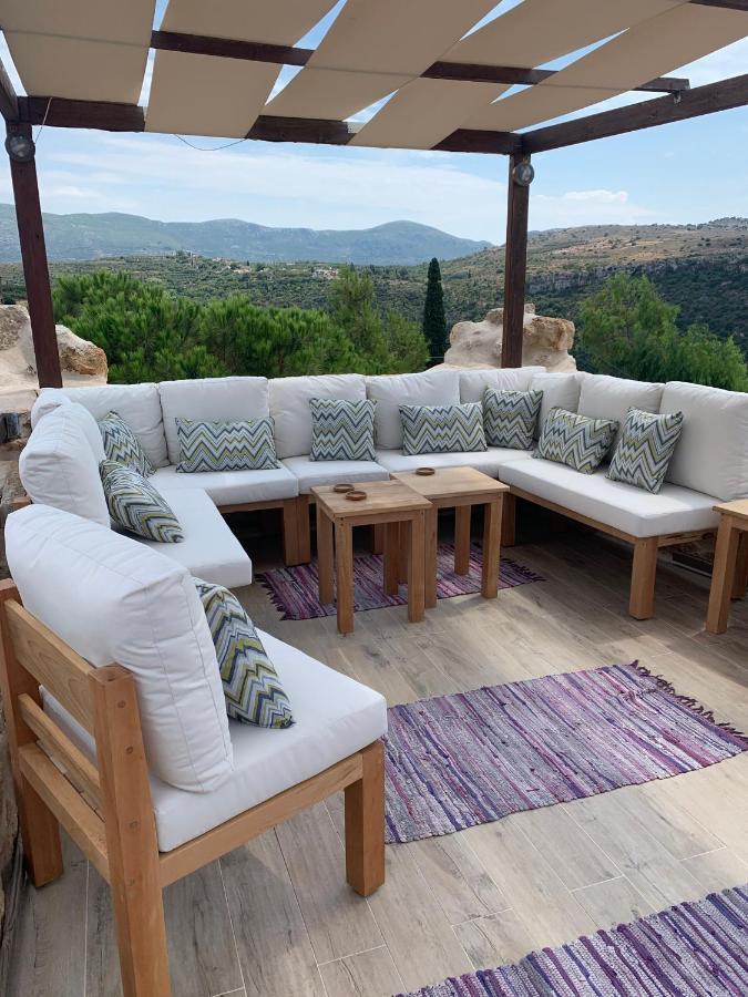 Vetilios Lithos Boutique Hotel Neo Oitilo Bagian luar foto