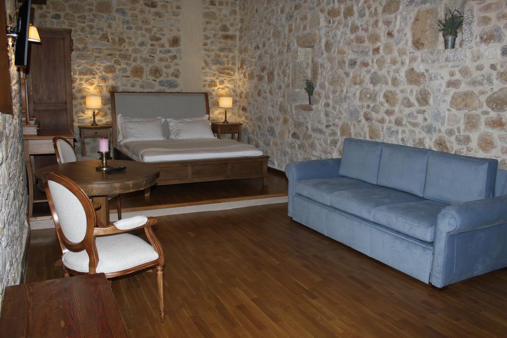 Vetilios Lithos Boutique Hotel Neo Oitilo Bagian luar foto
